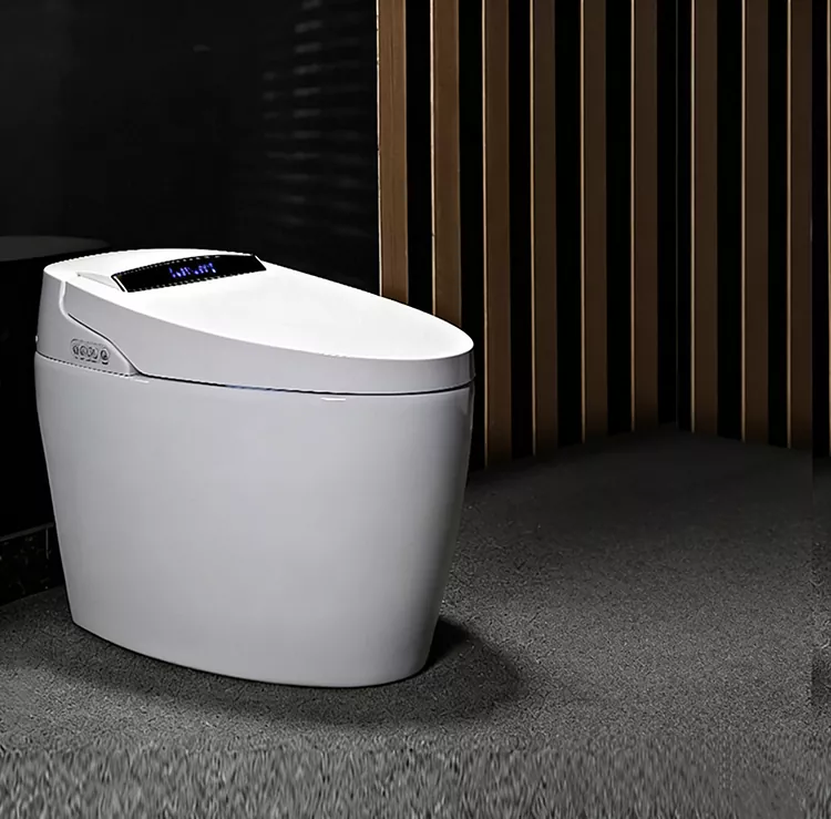 Fußbetätigte intelligente Flip-Top-Toilette